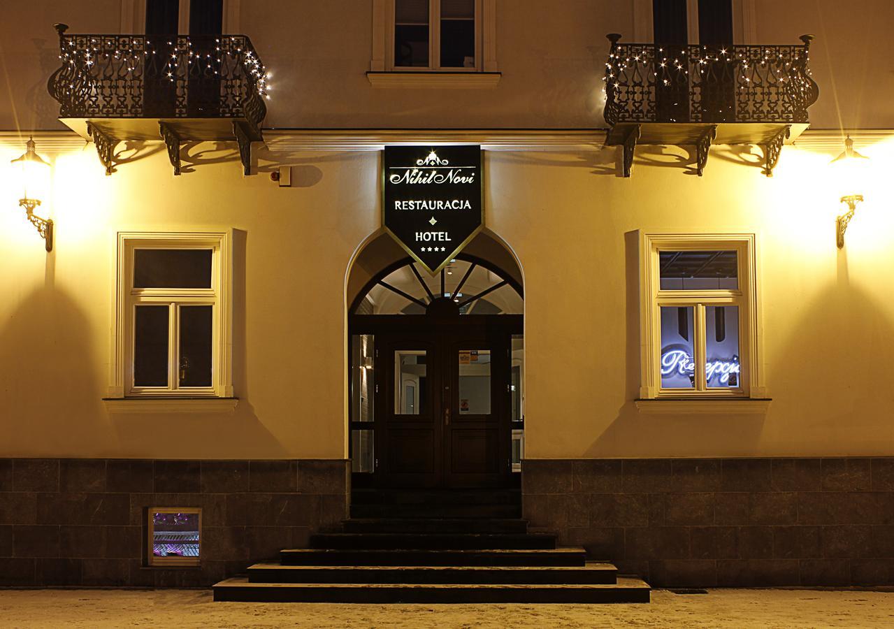 Hotel Nihil Novi 4*