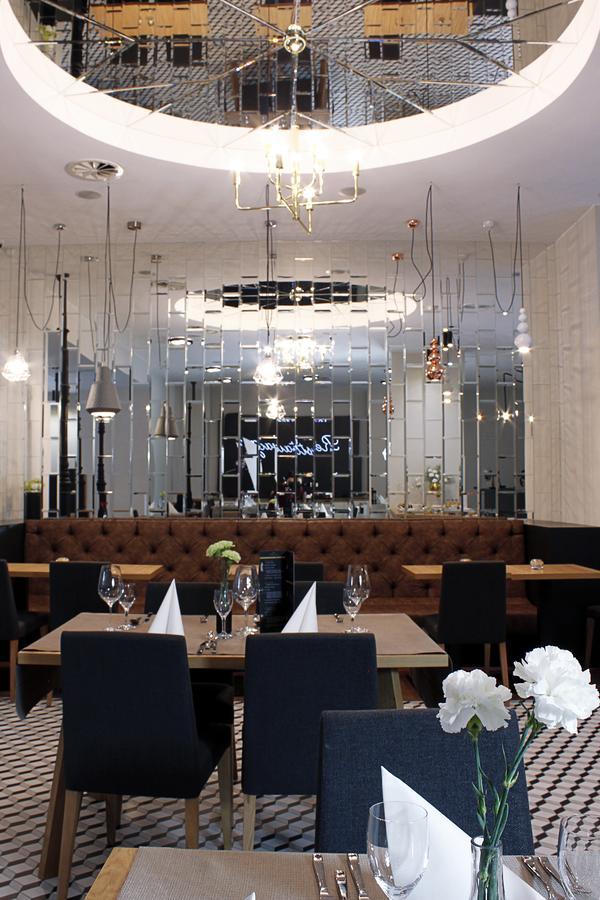 Nihil Novi Hotel 4*